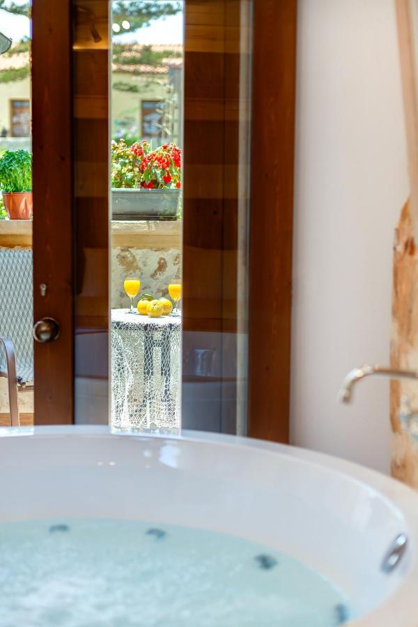 Hamam Suites Portou Chania  Eksteriør billede