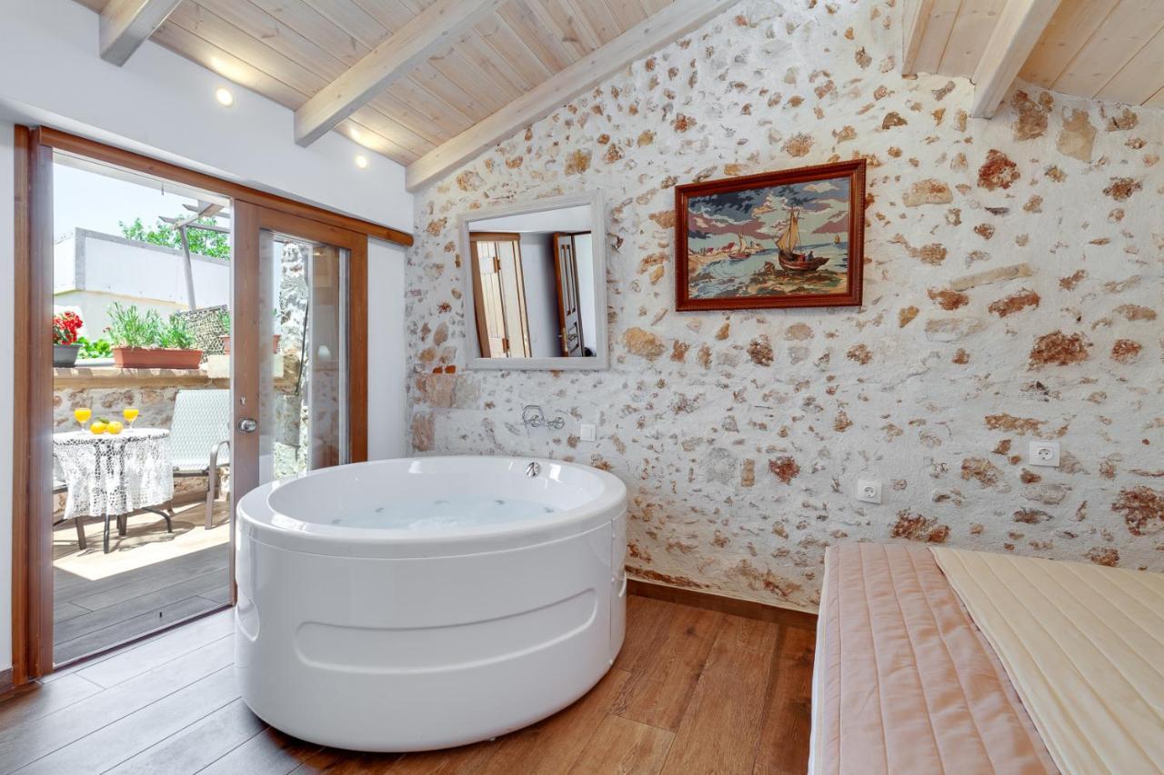 Hamam Suites Portou Chania  Eksteriør billede